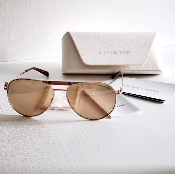 MICHAEL KORS - Aviator Sunglasses 😎 - Picture 3 of 10